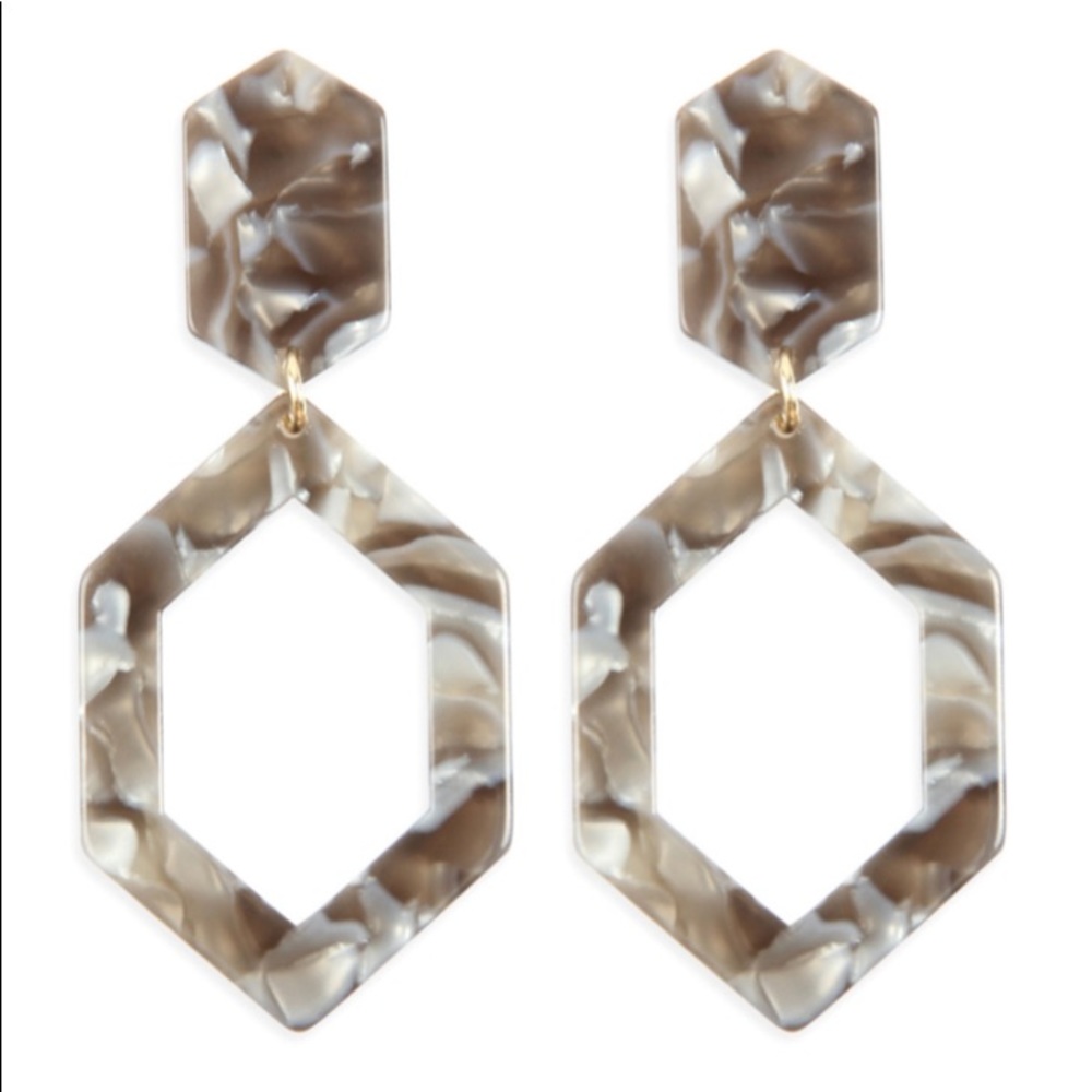 💙Gray tones neutral polygon earrings